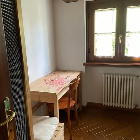 Semesterbostad Family House Ossuccio