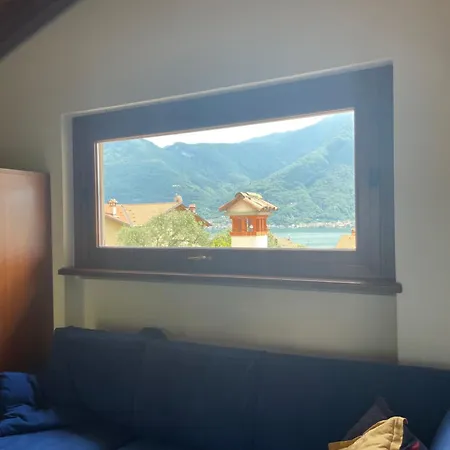 Family House * Ossuccio