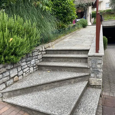 Family House * Ossuccio